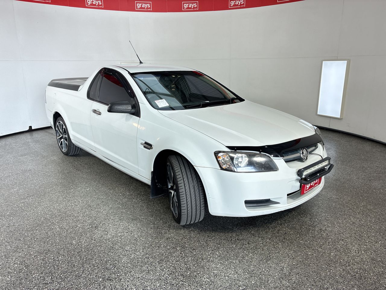 Vehicle photo