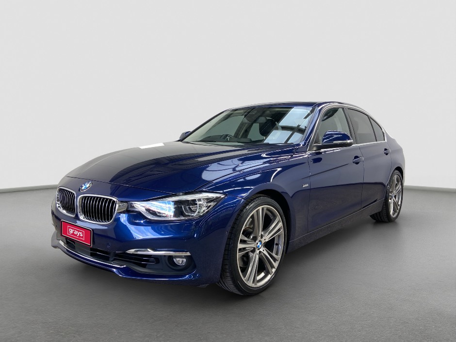 2016 BMW 3 Series 330i Luxury Line Petrol