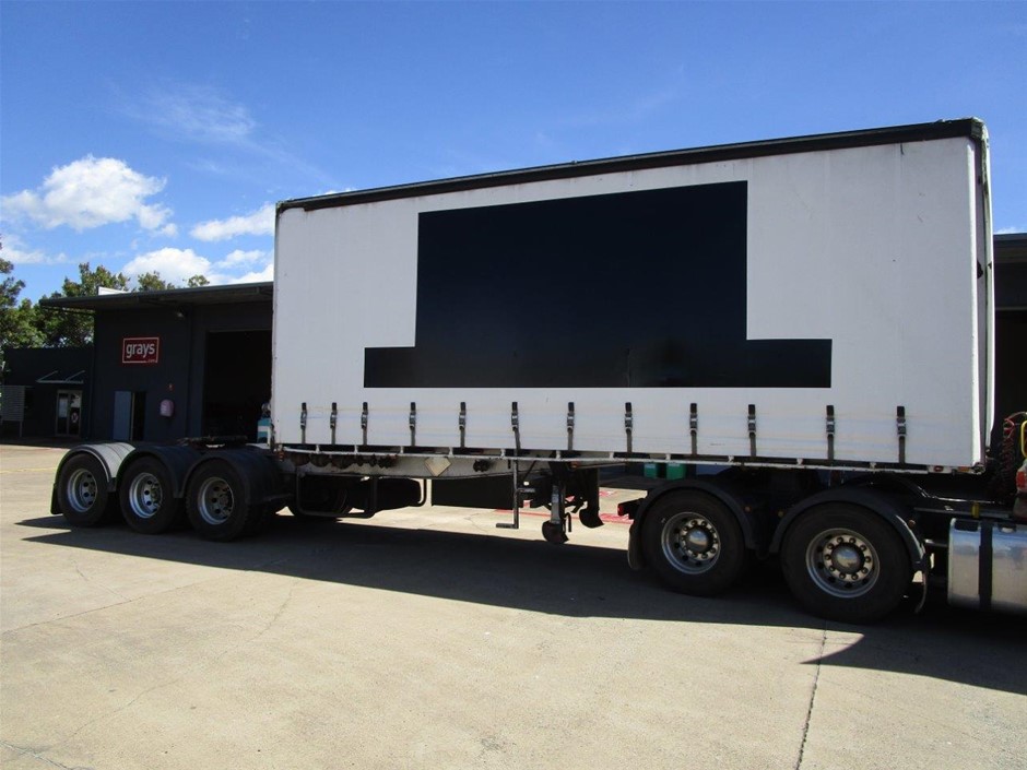 2001 Maxitrans 5T3-OVER Triaxle Curtainsider Lead Trailer