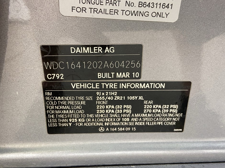 Vehicle photo