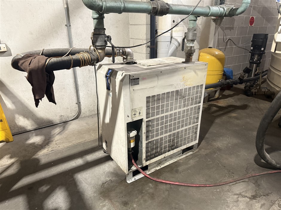 2012 SMC IDFA75E-23-LR Air Dryer
