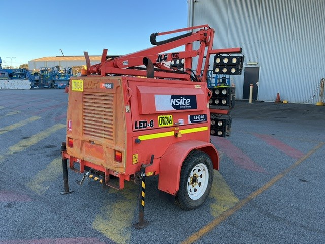 2012 JLG LED-6R Single Light Tower Trailer