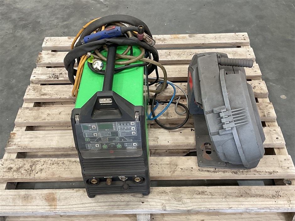 <p>Everlasting Power Tig 210 EXT Welder</p>