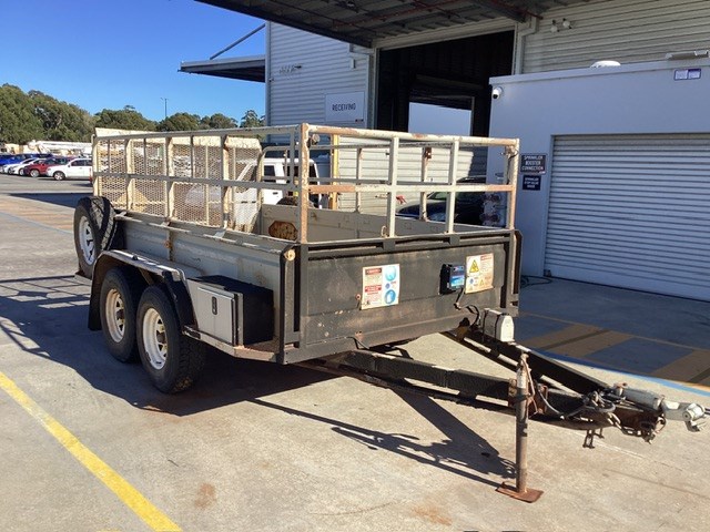 2013 FMS TRAILERS Tandem Box Trailer