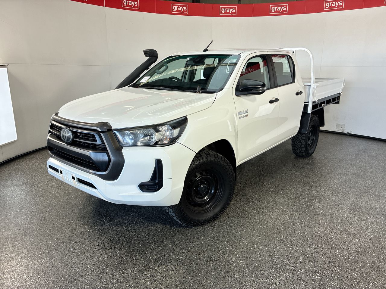 2021 Toyota Hilux 4x4 SR GUN126R TD Crew Cab Chassis