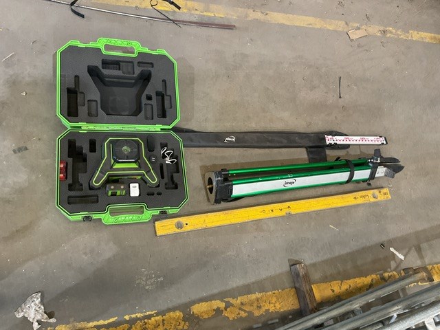 <p>Imex i66R Rotating Laser Level With Tripod, Staff and Spirit Level</p>
