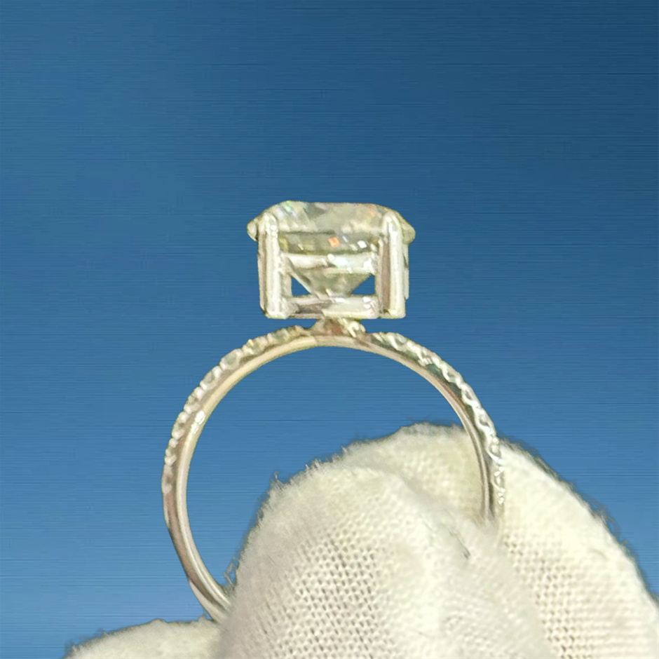 DIAMOND RING WHITE GOLD NATURAL DIAMOND