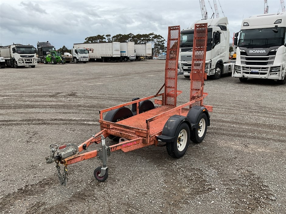 <p>2020 JLG Industrial TSL2000 Tandem Plant Trailer</p>