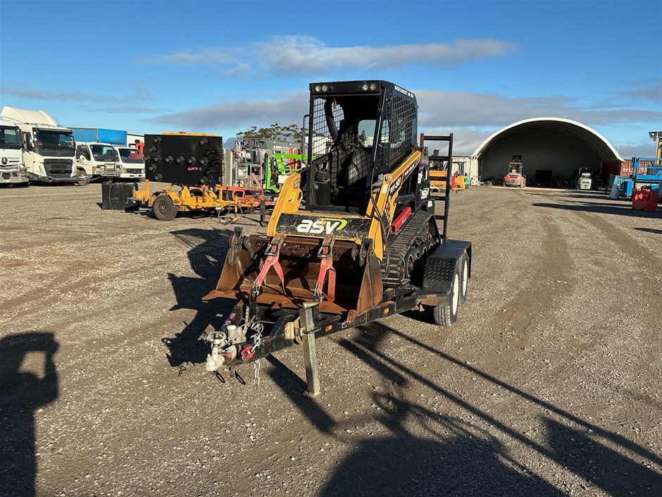 <p>ASV RT-30 Skid Steer Loader (Track) with Plant Trailer</p>