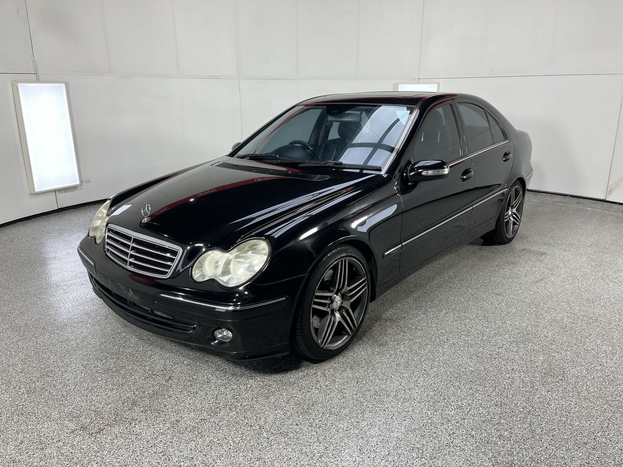 2004 Mercedes-Benz C-Class C 320 Avantgarde W203