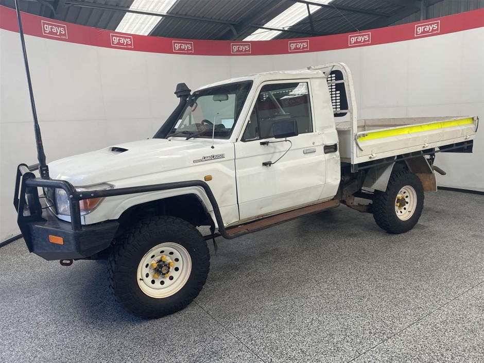 2011 Toyota Landcruiser Workmate VDJ79R Turbo Diesel Manual Cab Chassis