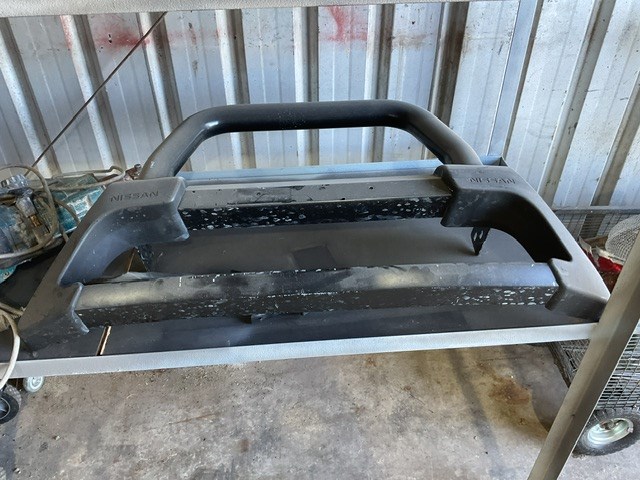 Nissan Nudge Bar