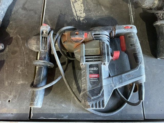 <p>Ozito RDH-1550 Electric Rotary Hammer Drill</p>