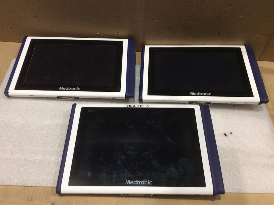 Medtronic PM7100 Patient Monitor (Lot of 3)