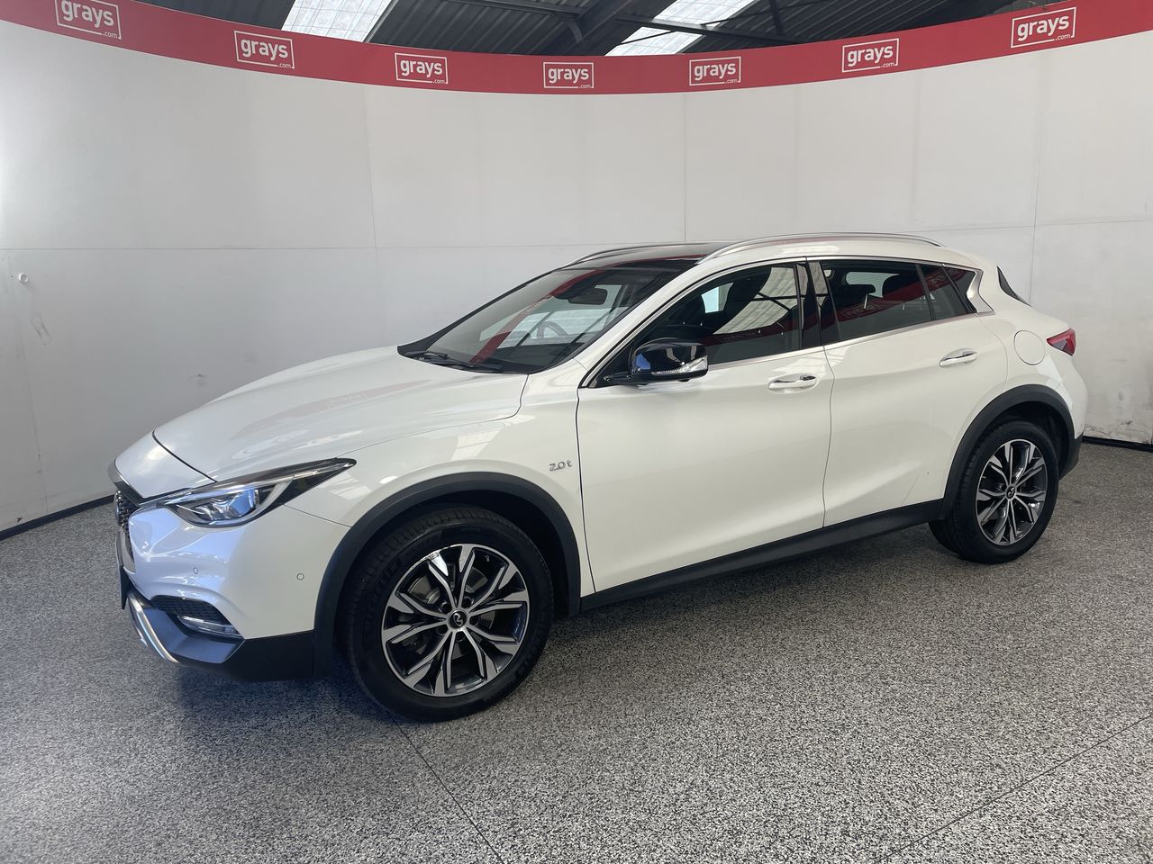 2016 Infiniti QX30 2.0t Premium H154 Automatic Wagon (WOVR-INSPECTED)