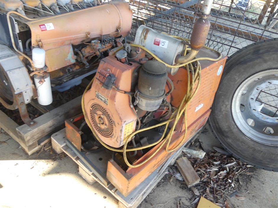 <B>Lombardini 7LD740/125376052 Petrol Powered ARC Welder</B>