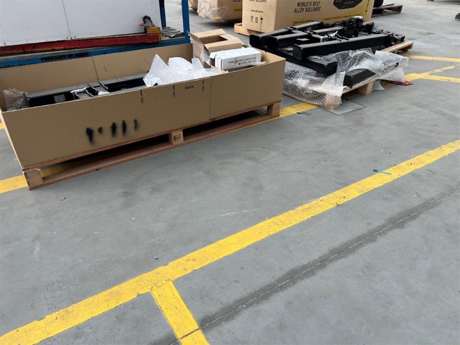 Hayman Reese Towbars on Pallets x3