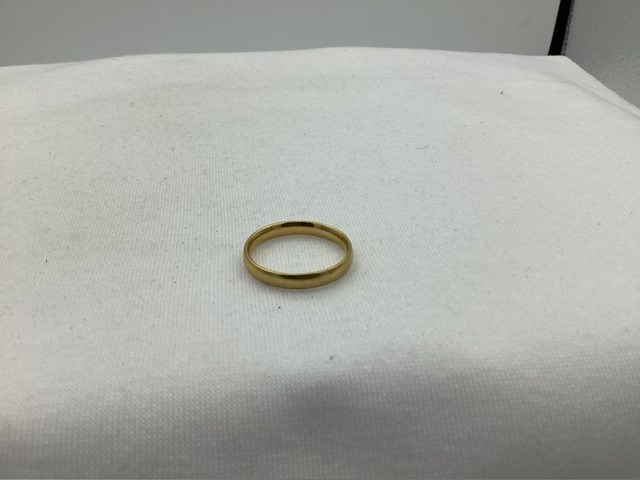 1 x Stamped 18ct Yellow Gold, Band Ring