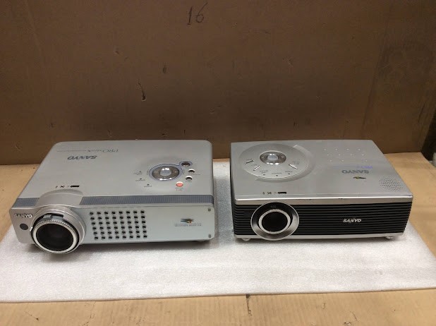 Sanyo PLC-SW30&PLC-XU58 LCD Projectors (Lot of 2)