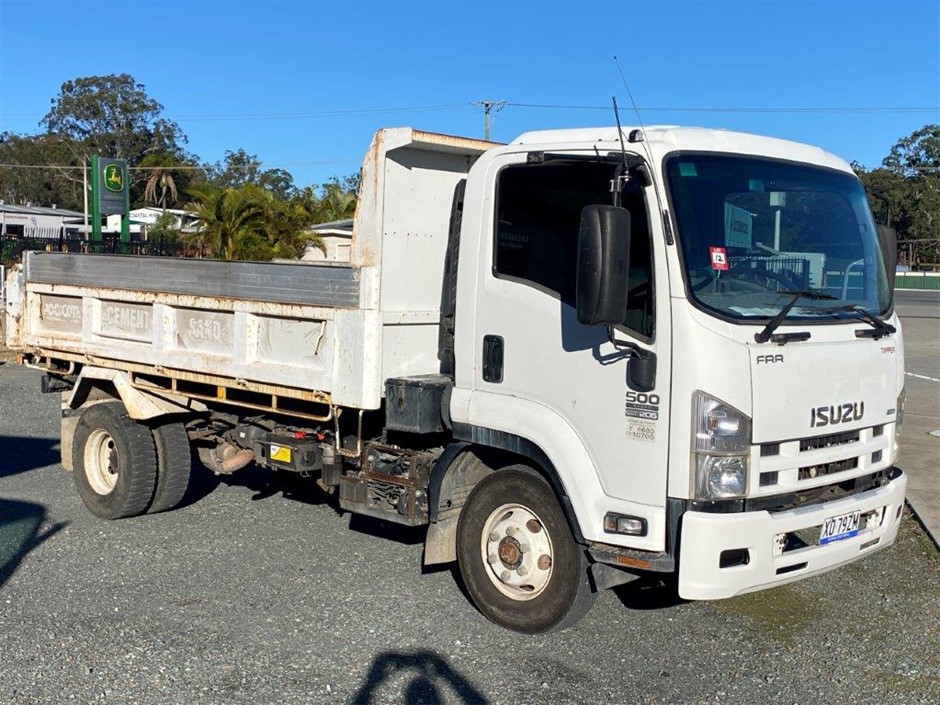 2016 Isuzu FRR500 4 x 2 Tipper Truck
