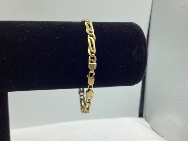 1 x Stamped 18ct Yellow Gold, Chain Bracelet