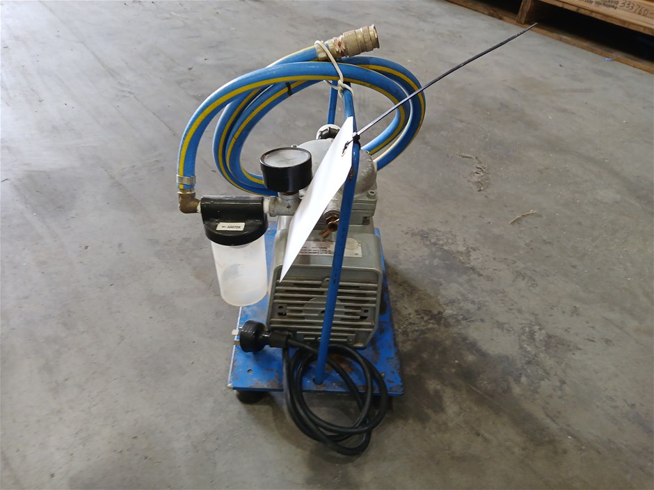Vacuum Pump
