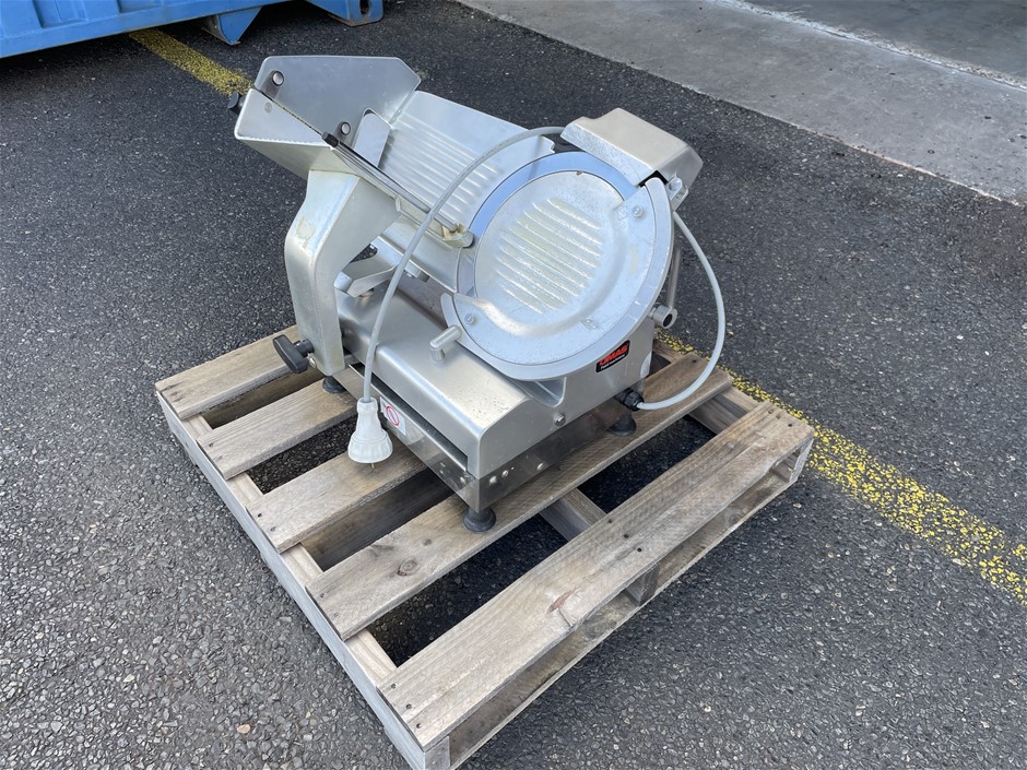 Unreserved  Omas GL Matic 30E Meat Slicer