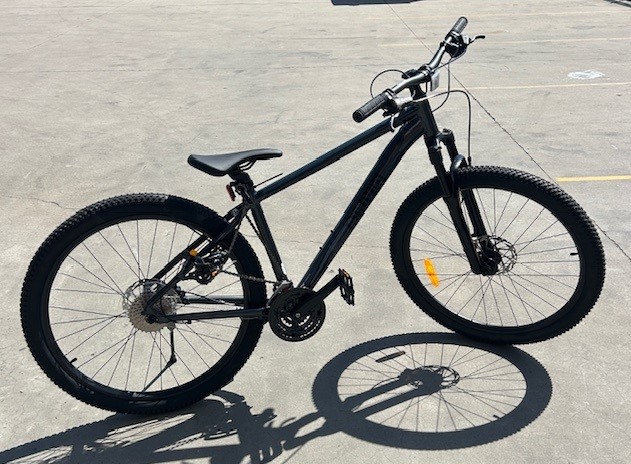 ARVO Roam MTB Pro Mountain Bike, Dark Grey, Large.
