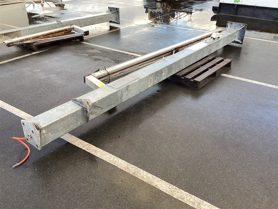 Steel Gantry Post