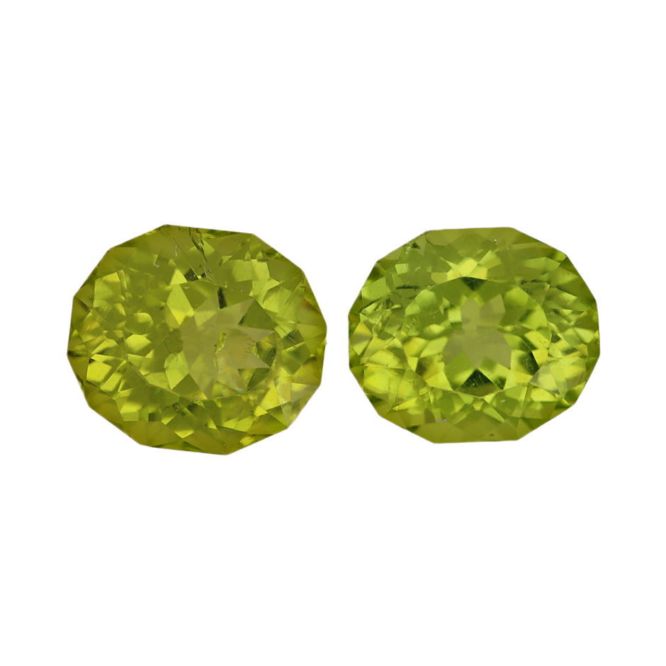 3.98 Carats Green Peridot