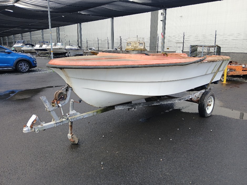 Open Runabout Boat