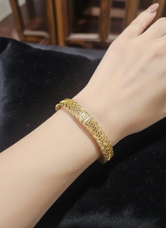 22KGold Filled /ITALY Yellow Bangle -(Stamped 22KGold Filled /ITALY)-Gift