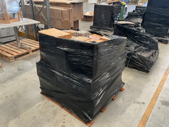 <p>Assorted Volvo Parts Pallet Of</p>