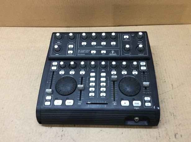 Behringer B-Control Deejay BCD3000 USB/MIDI DJ Controller