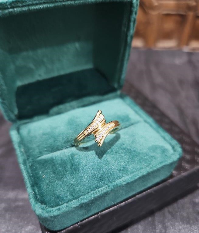 18K/Italy Gold Filled Ring -(stamped 18K/Italy)-Warranty Quality-Bonus Gift
