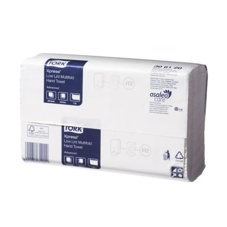 18 x TORK Xpress Multifold Hand Towels, 24x21cm, 185 Sheets.
