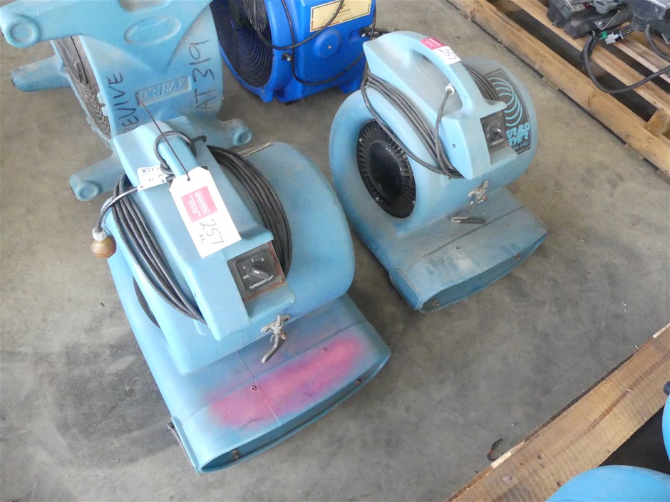 Snail Carpet Dryer: (Qty 2) Assorted