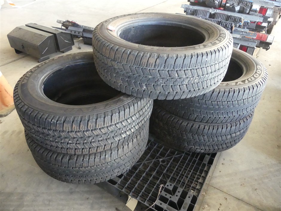 Truck Tyres (QTY 4)