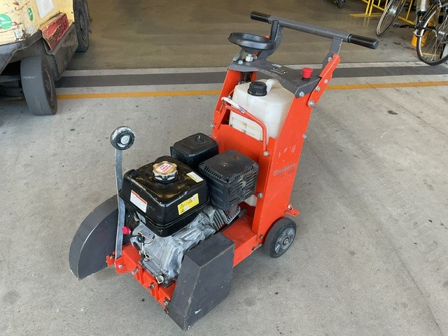Husqvarna Concrete Saw