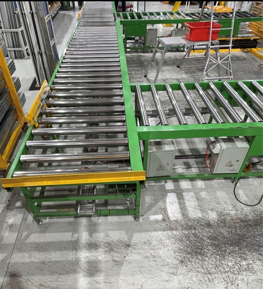 24m Automated Roller Conveyor System PLC Controlled Industrial Grade