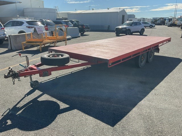 2016 U-TOW Triaxle Flat Top Trailer