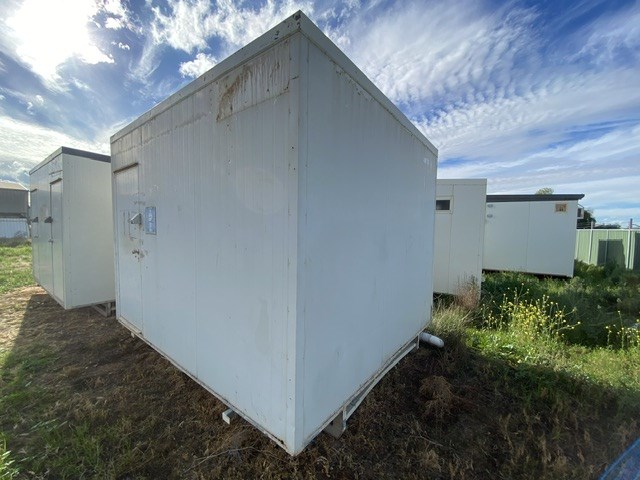 <p>3.6 x 3m Transportable Ablution Block</p>