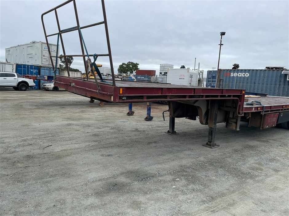 <p>1985 KRUEGER TRANSPORT EQ Unknown Triaxle Flat Top Trailer</p>