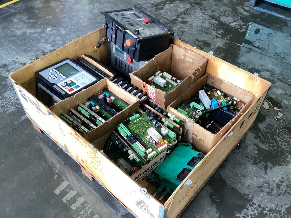 <p>Box of Cummins Power Command Conrollers</p>