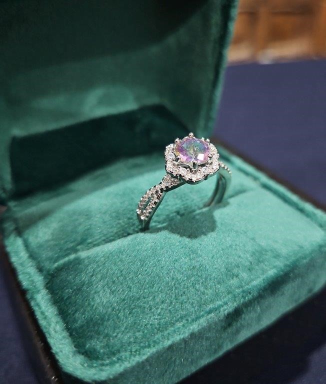 1.0ct 925 Sterling Silver Rainbows Brilliant Cut Simulated Diamonds Ring