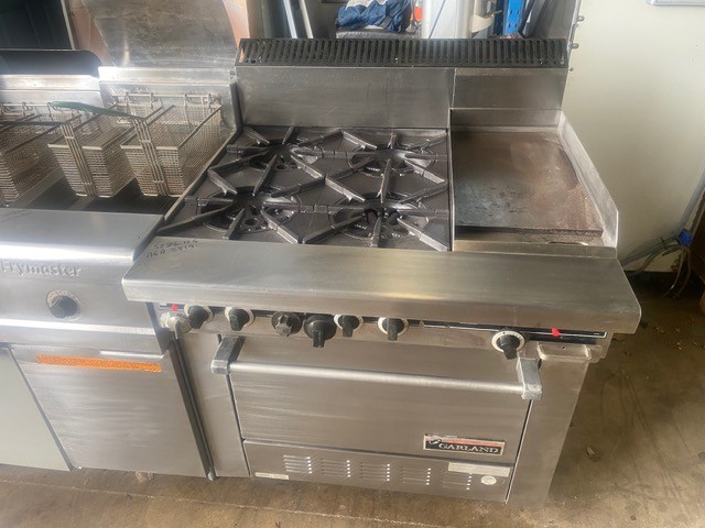 Garland 4 Burner Oven and Grill