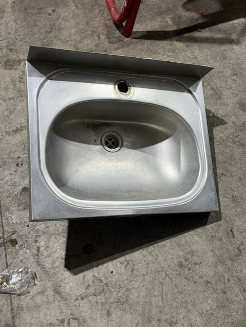 <p>Stainless Steel Hand Wash</p>