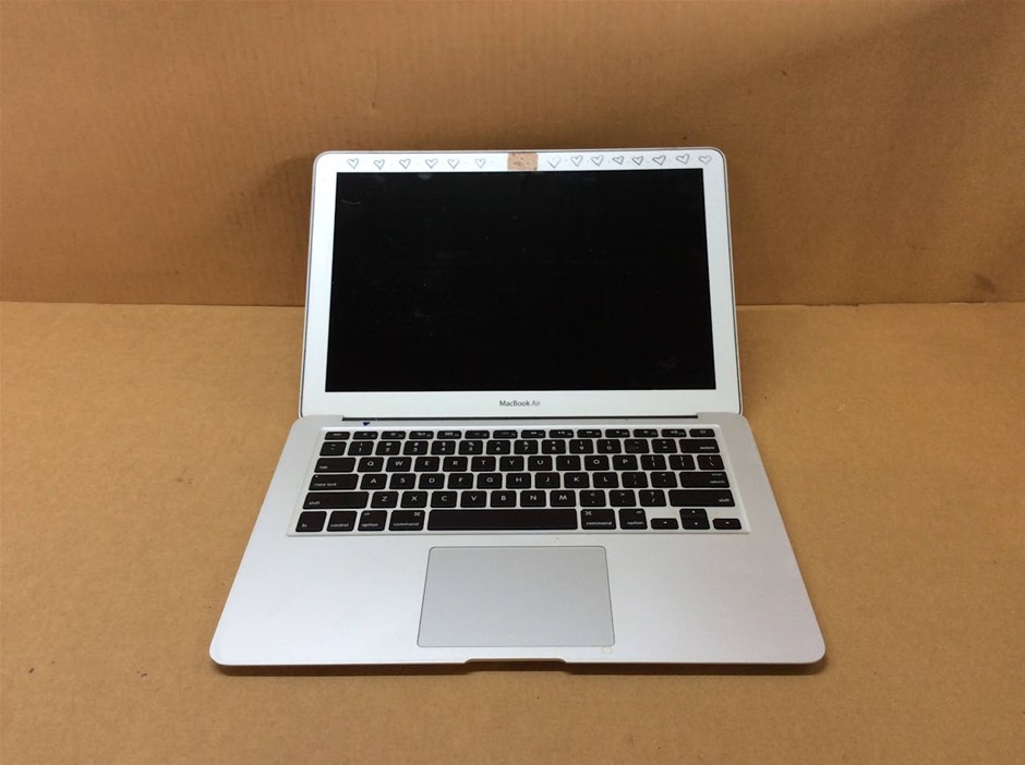 APPLE MACBOOK AIR (A1466) (EMC 2559) Laptop I7-4650U 8GBRAM 128GB Silver