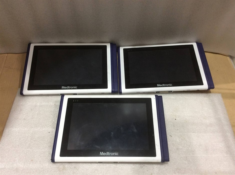 Medtronic PM7100 Patient Monitor Tablet (Lot of 3)