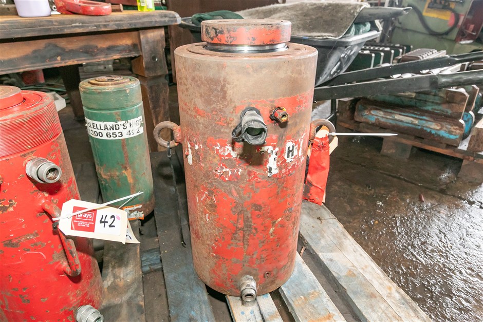 Double Acting Hydraulic Ram